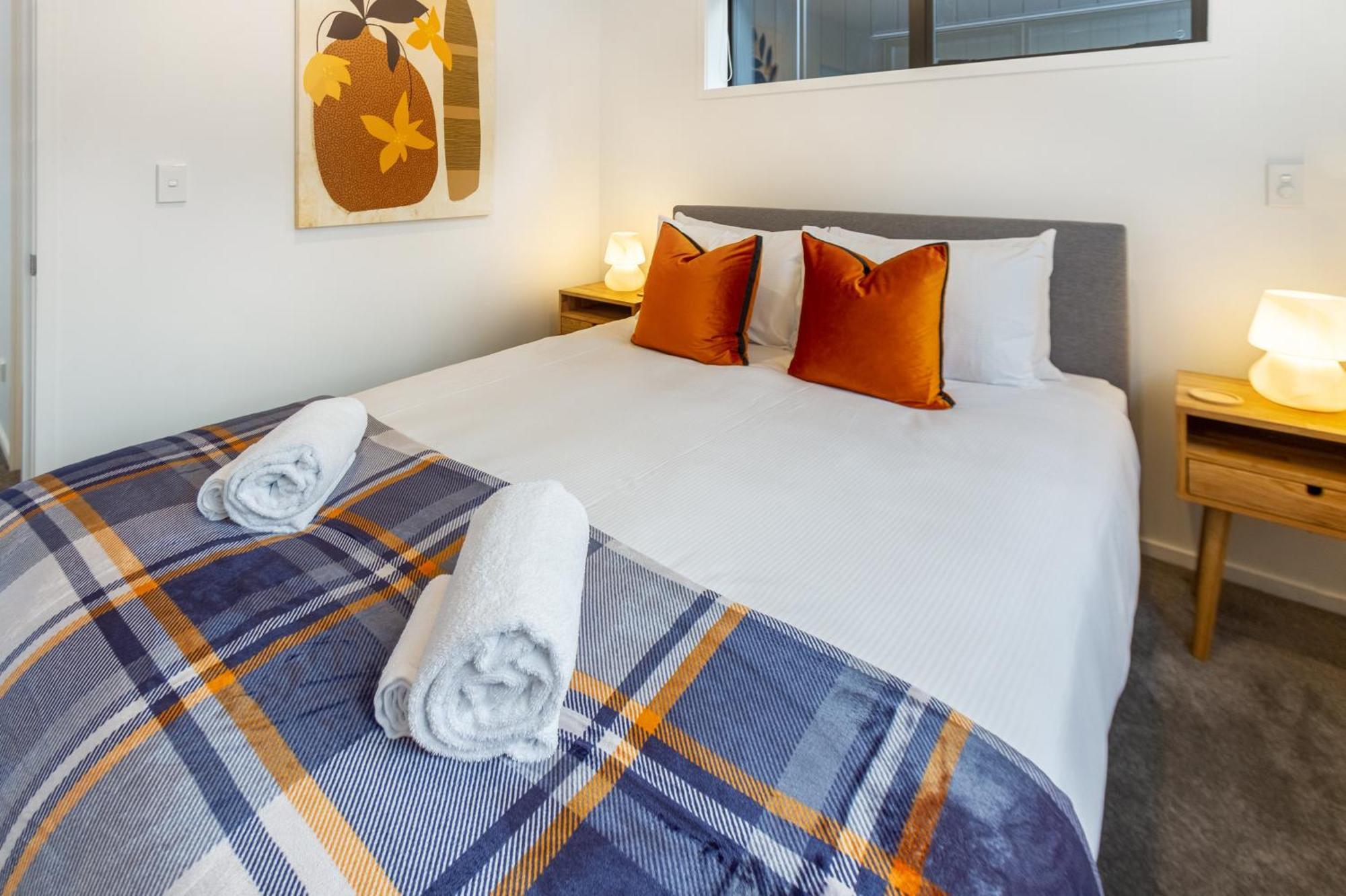 Cashel Street Hideaway 2 Bed 2 Bath Apartment Christchurch Exterior photo
